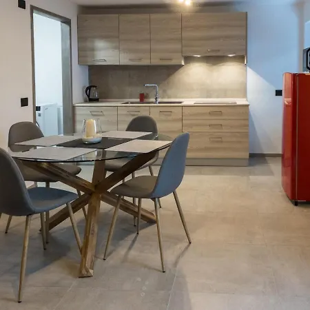 La Maison De Papagran Cir Charvensod-0007 Vakantiehuis *