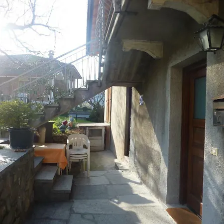 Nyaraló La Maison De Papagran Cir Charvensod-0007 Aosta